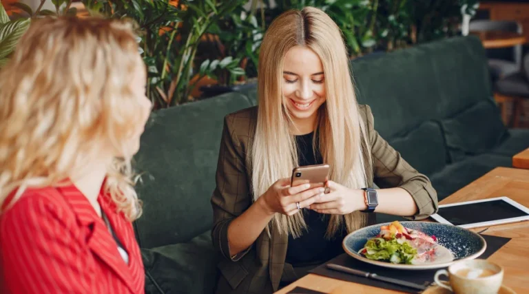 Misafir Sadakati 101: Otel ve Restoranlar İçin Kapsamlı Sadakat Programı Rehberi